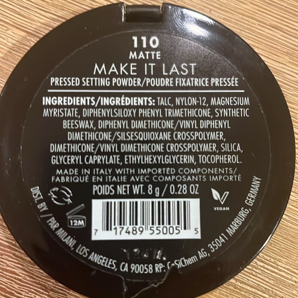 Makeup Bundle - Picture 9 of 12